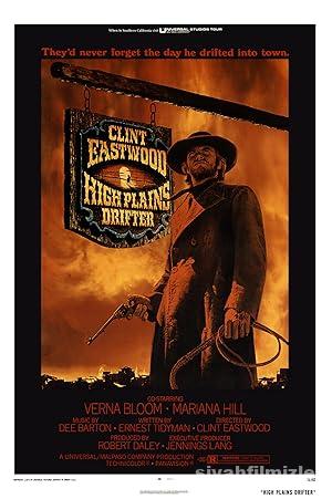 Kasabadaki Yabanci izle